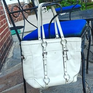 Coach Gallery North/South Leather Tote F11524